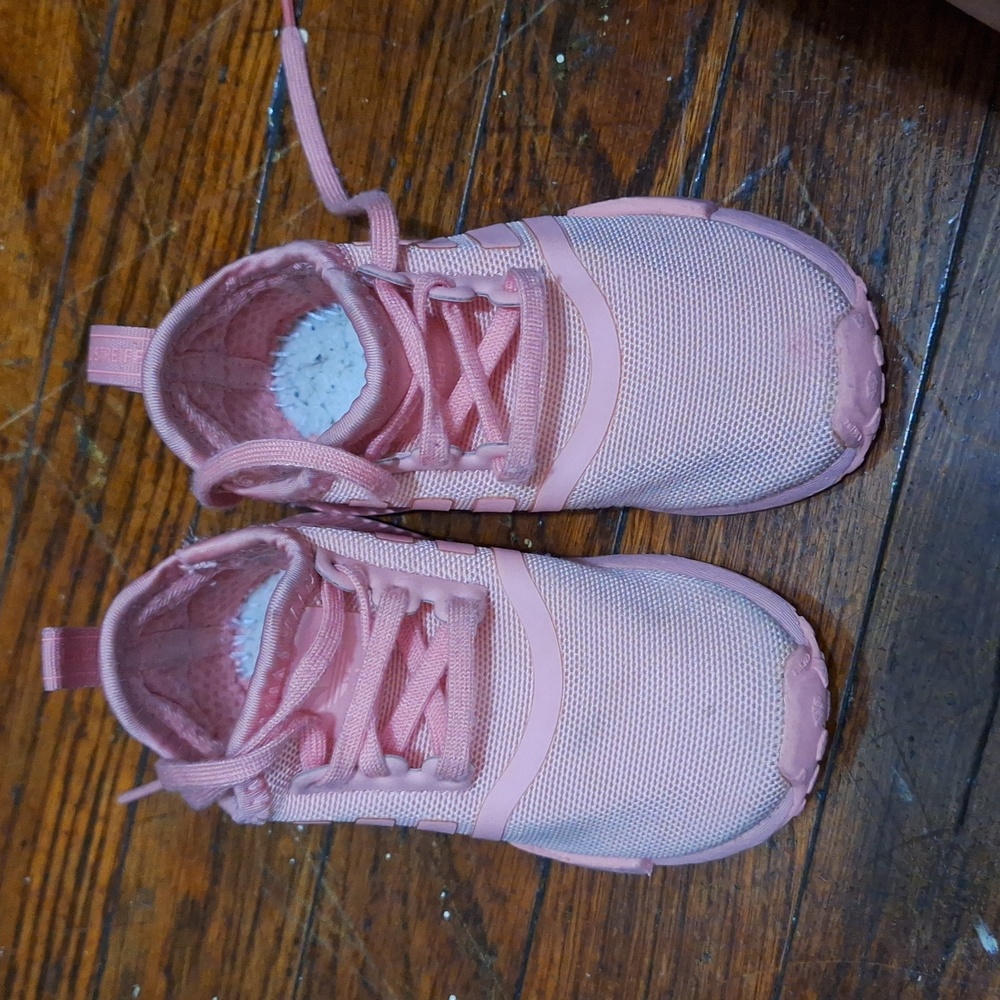 Adidas toddler size 6k